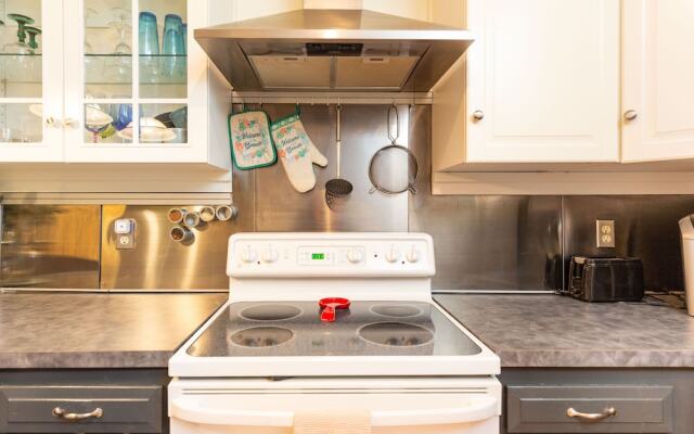 Ocean Glass Inn Condominiums