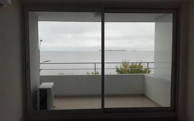 Estudio Dos Orillas