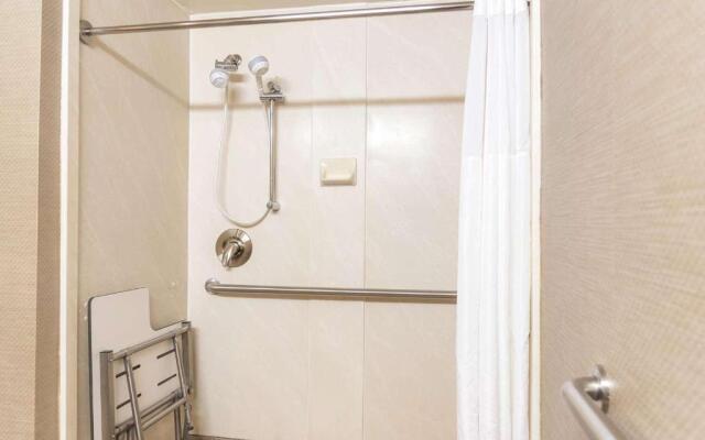 Hampton Inn Muskegon