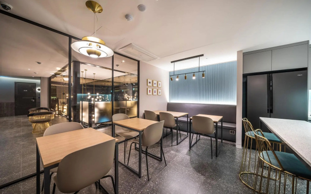 Gimpo Gray Hotel