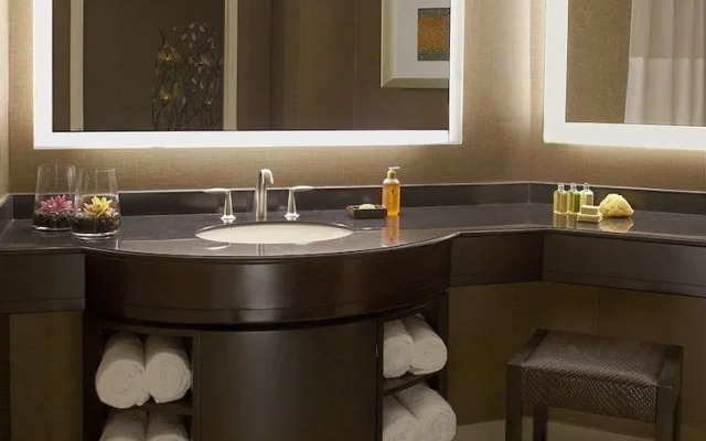 Grand Pequot Tower At Foxwoods