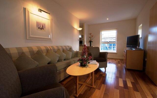 Holyrood Aparthotel