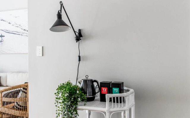 THE CONDO AT GERROA Gerroa 4pm Check Out Sundays