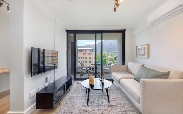 Newlands Peak Aparthotel