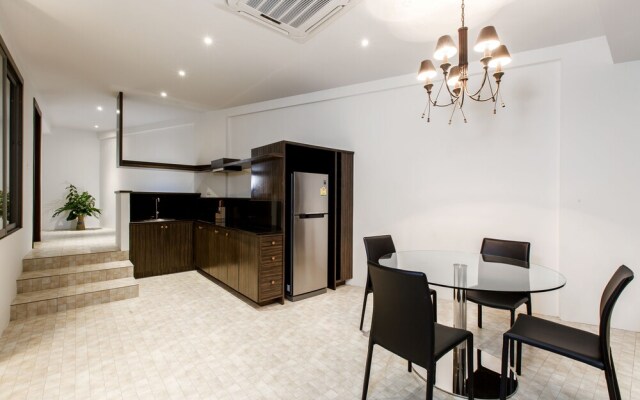 The Green Golf Residence Condominium