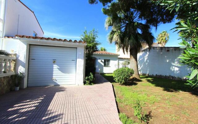 Leon Inmo Noguera 45 B - 10074