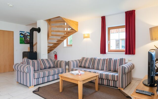 Beautiful Chalet in Obertraun With Garden