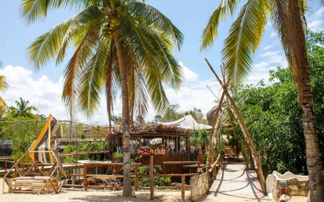 BH HOTEL & CENOTE TULUM - Adults Only