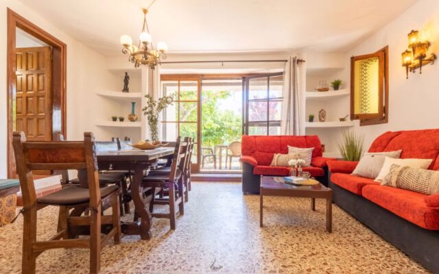 House Ibicenca Deltebre