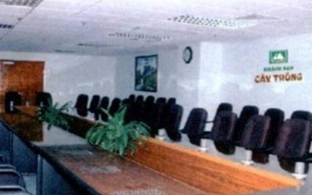 Cay Thong Hotel