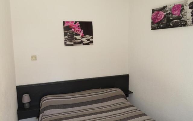 Appartement Sète, 2 Pièces, 4 Personnes - Fr-1-338-136