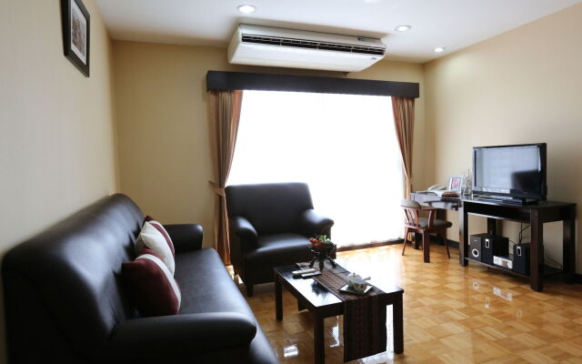 J - Town Serviced Apartments