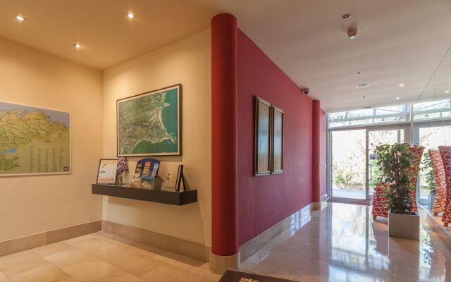 Apartamentos Mar Comillas