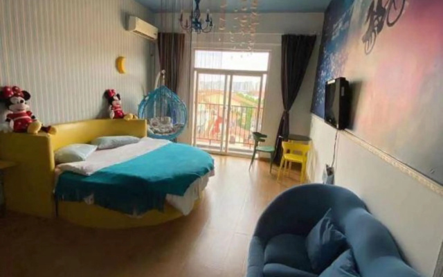 Chaoxue Theme Hotel