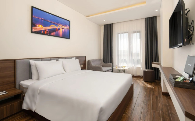 Tan Phuong Nam Hotel & Apartment