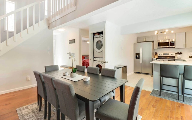 Modern Tobyhanna Home Near Lake Carobeth!