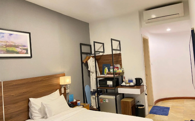 A25 Hotel - 12 Ngo Sy Lien