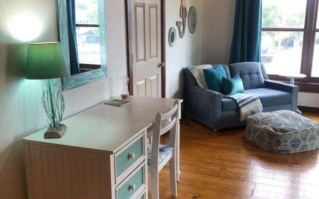 Weeki River Lodge Star5vacations