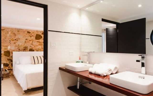 w Modern Duplex in San Felipe