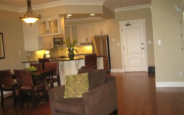 Crown Mansion Boutique Hotel & Villas