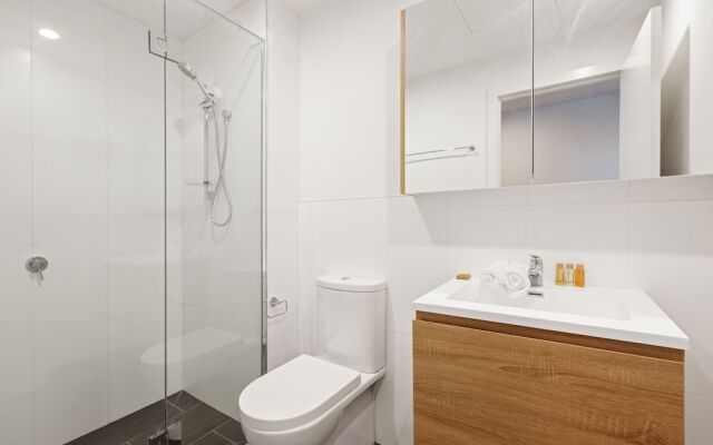 Spacious Urban Oasis in Central Location