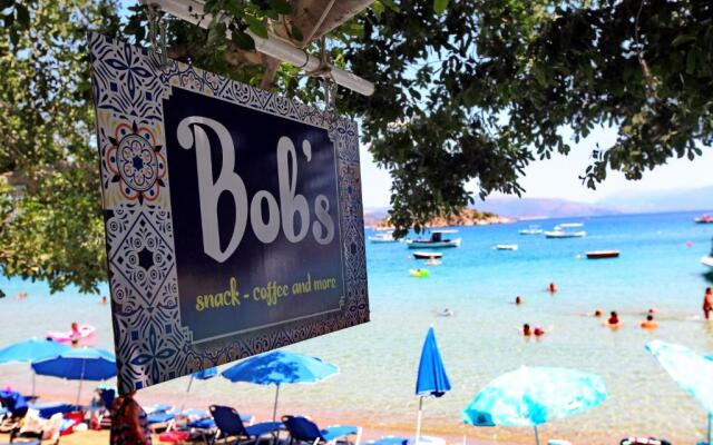 Bob's Apartments
