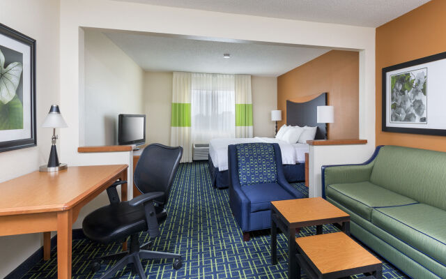 AmericInn by Wyndham Topeka