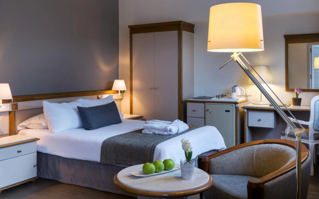 Alasia Hotel