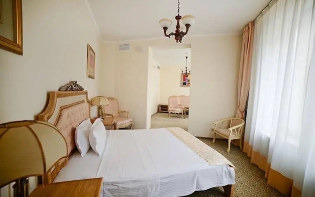 Visak Hotel