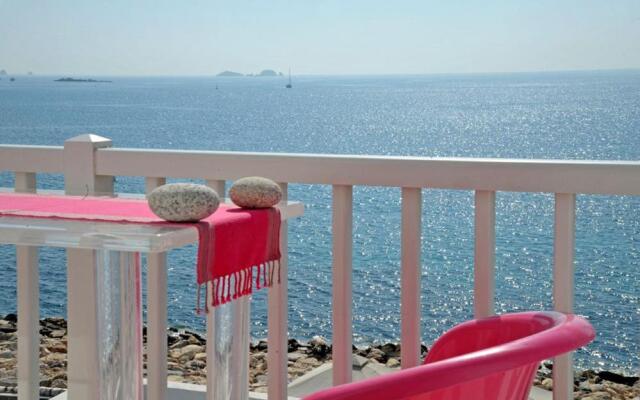 Kastro Cozy Guesthouse