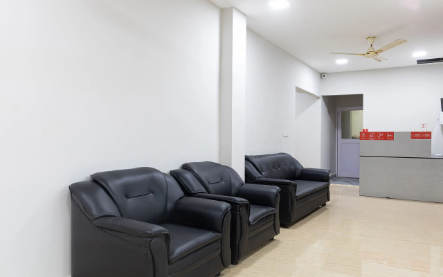 Capital O 39352 Nestle Inn