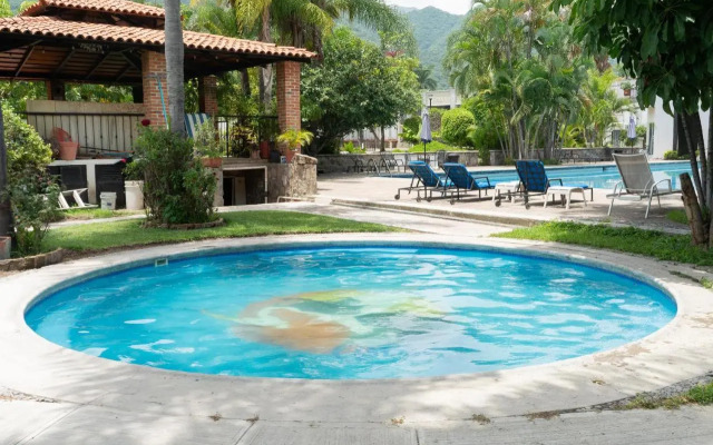 La Joya del Lago Apartments