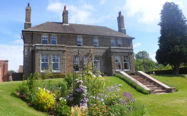 Littlebridge House
