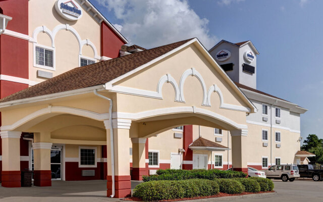 Suburban Extended Stay LaPlace