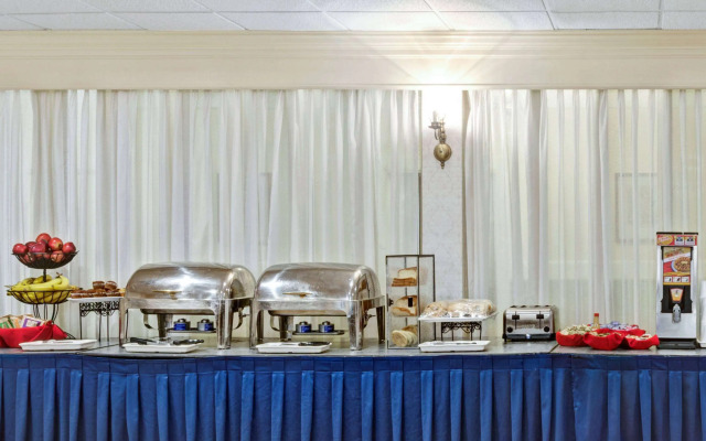 Ramada by Wyndham Seekonk Providence Area