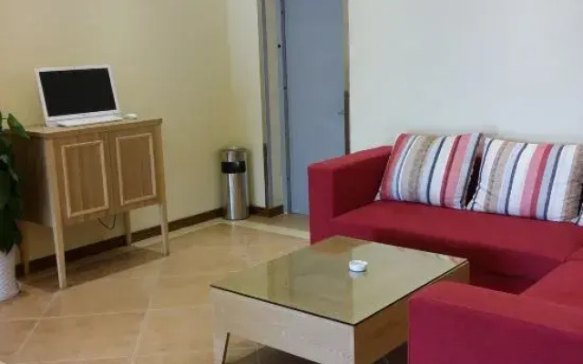 Home Inn (Shanghai Changxing Island Fenghuang Street)