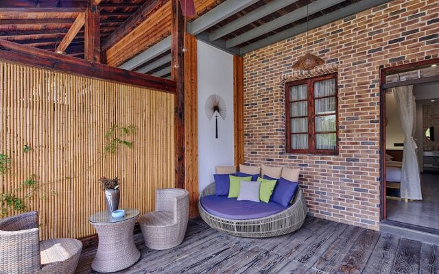 Floral Hotel Deqing Qinzizaiju