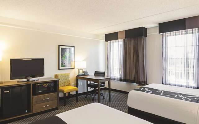 La Quinta Inn & Suites by Wyndham Denver Tech Center