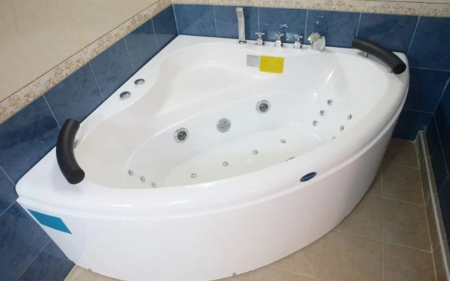 V.F. Four Season Hotel