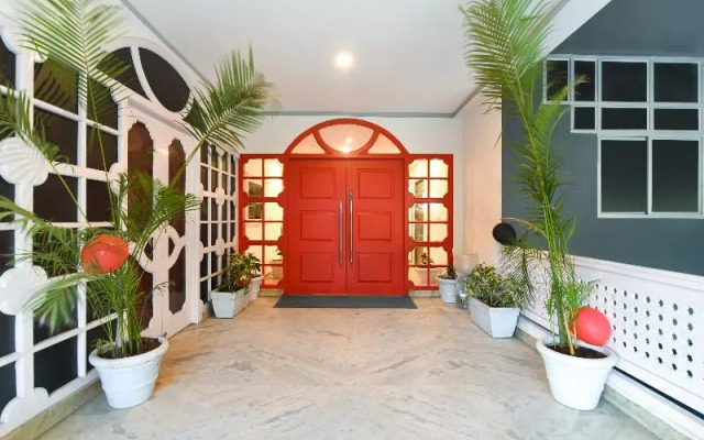 Srm by OYO Rooms
