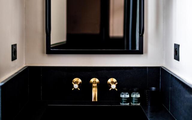 Monsieur George Hotel & Spa – Champs Elysées