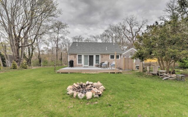 Cape Cod Cottage w/ Fire Pit - Walk to Beach!