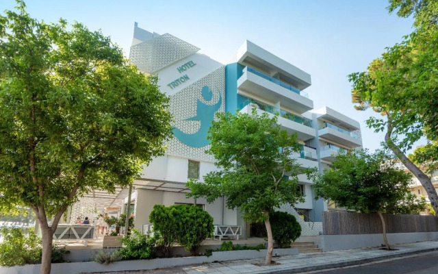 Triton Hotel