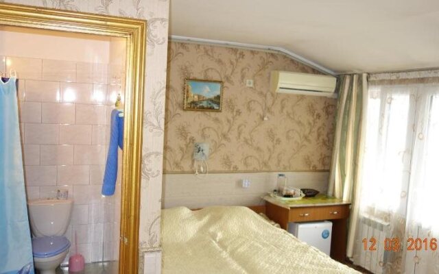 Maisky Hotel