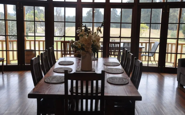Woolshed Hill Estate