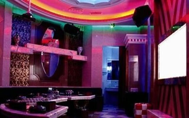 Pinghu Platinum Hanjue Hotel