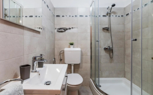 Stunning Apartment in Valtura With 1 Bedrooms