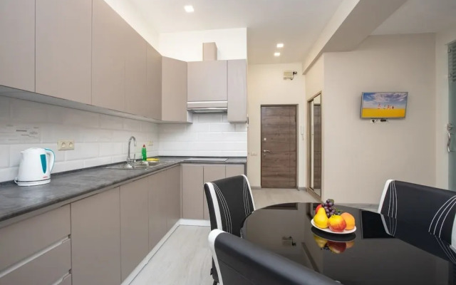 Stay Inn on Yekmalyan St