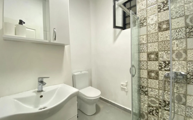Flat Near Bagdat Street With Chic Interior Design