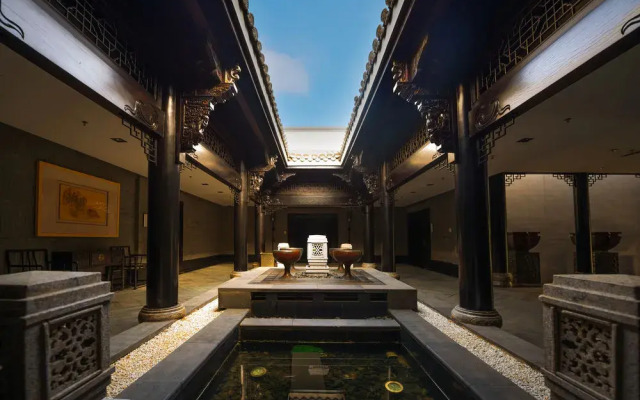 Yurun Hanyuelou Villa Resort